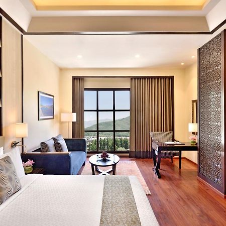 Four Points By Sheraton Srinagar Extérieur photo